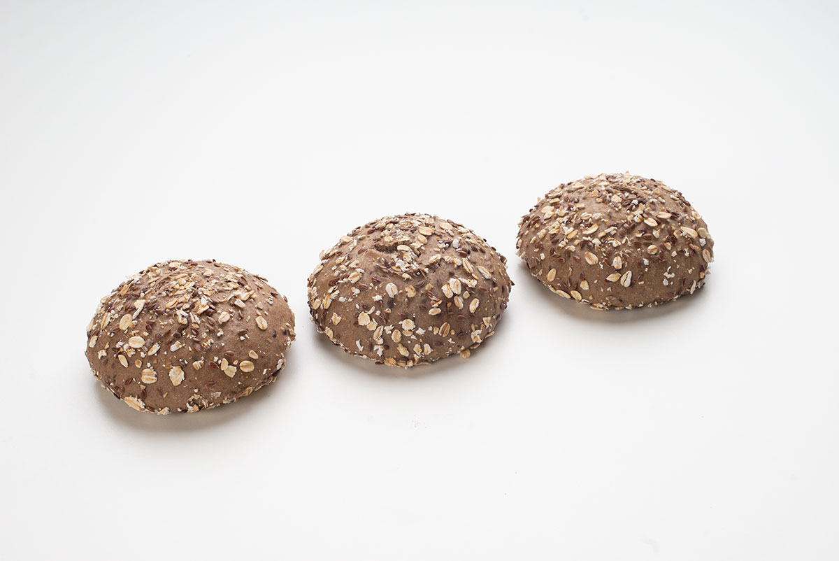 RAW-2032-Oathie-oatmeal-bun